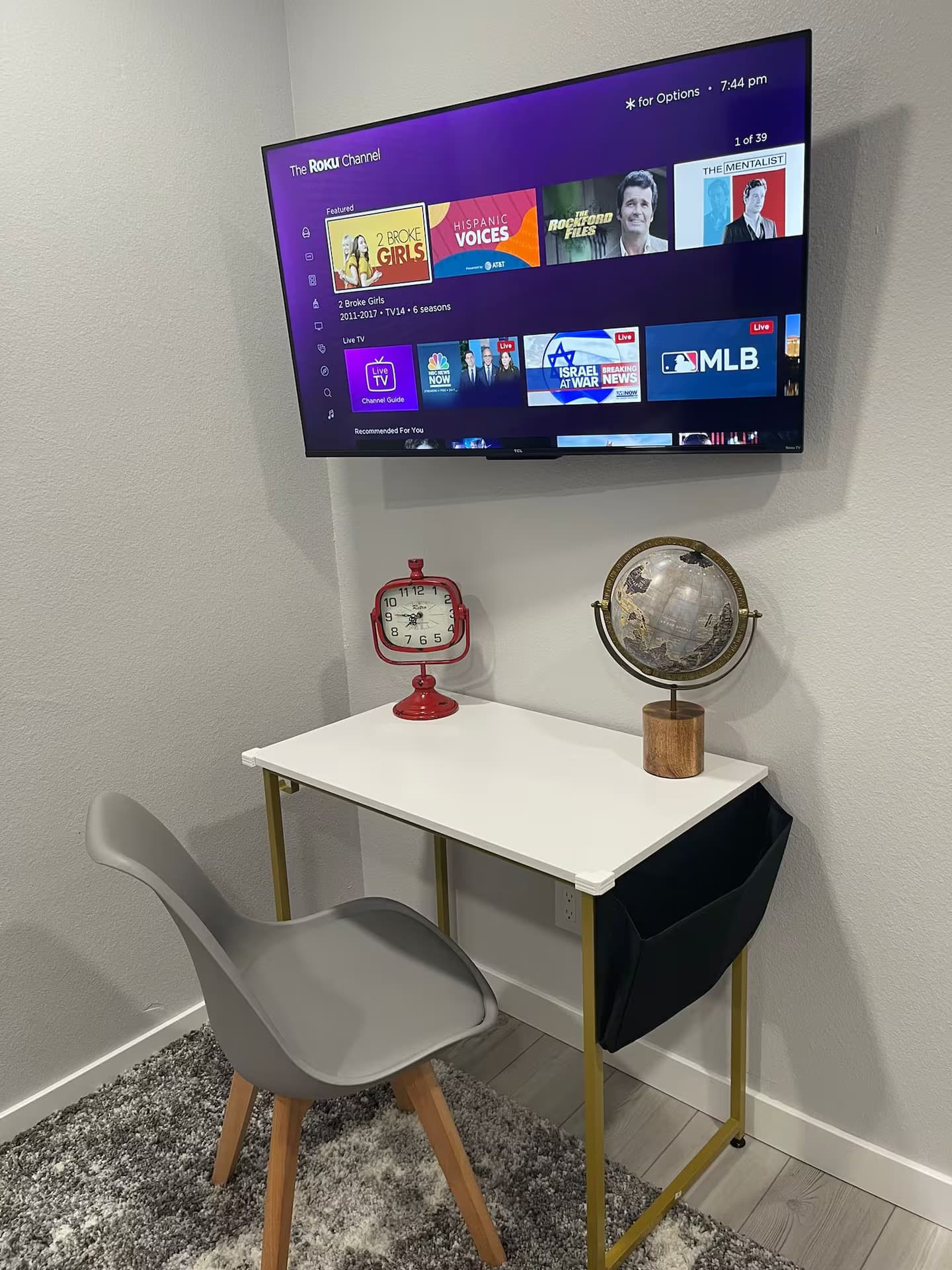 Dedicated workspace at Happy Escape Poway Guesthouse