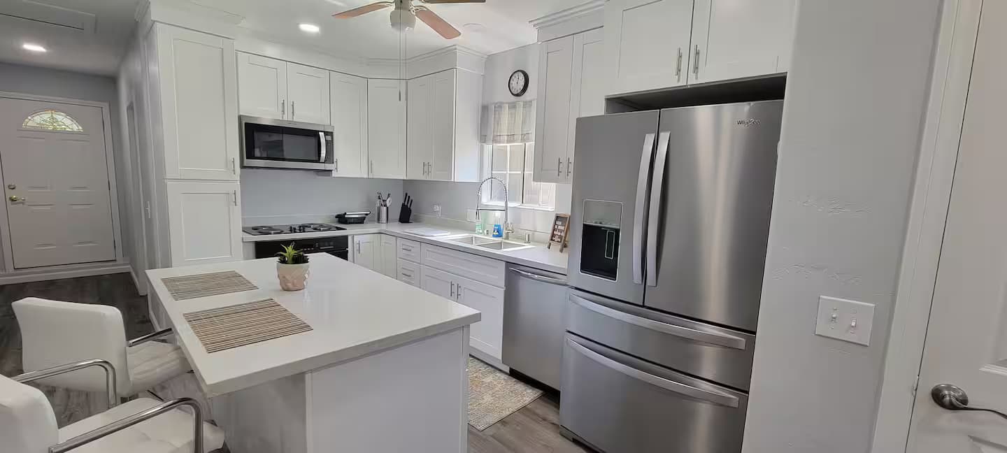 Full kitchen at Poway Nature Guesthouse
